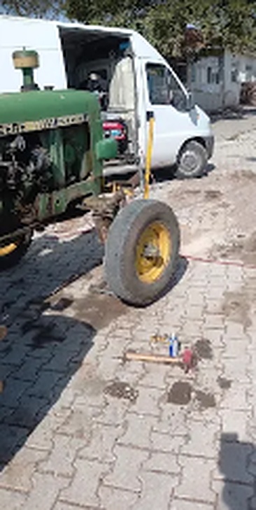 Traktör ve Tarım Aracı Yerinde Lastik Onarımı